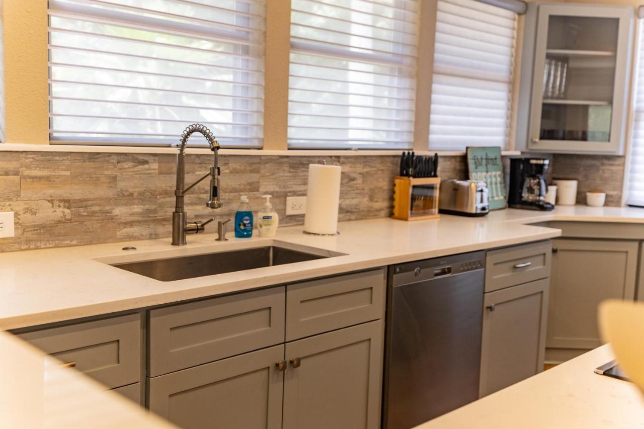 Pool & Hot Tub Home W Game Room! 1 Mile To Beach! Jacksonville Beach Eksteriør billede
